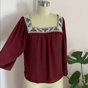 Embroidered boho flutter sleeve blouse!